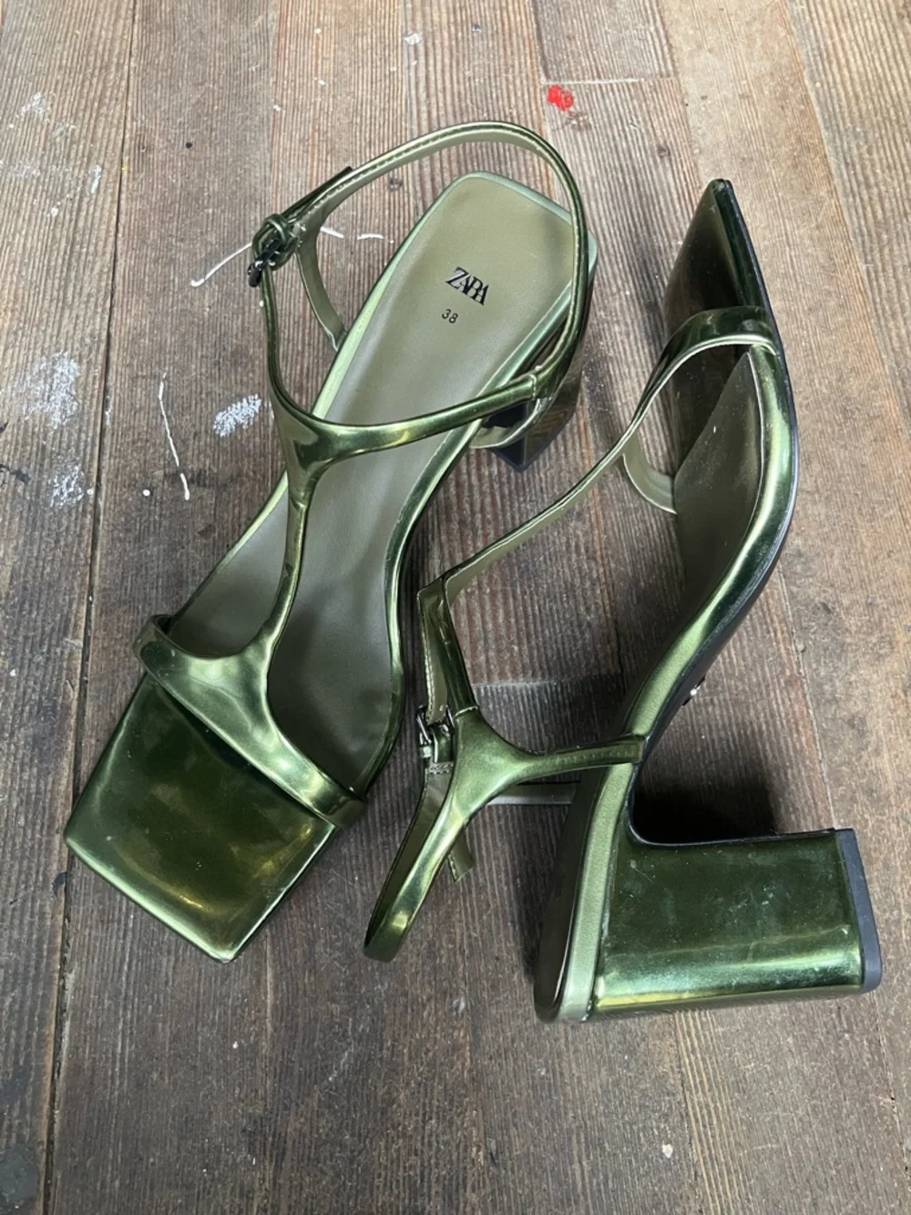 NWOT Zara disco green heels - Picture 2 of 6